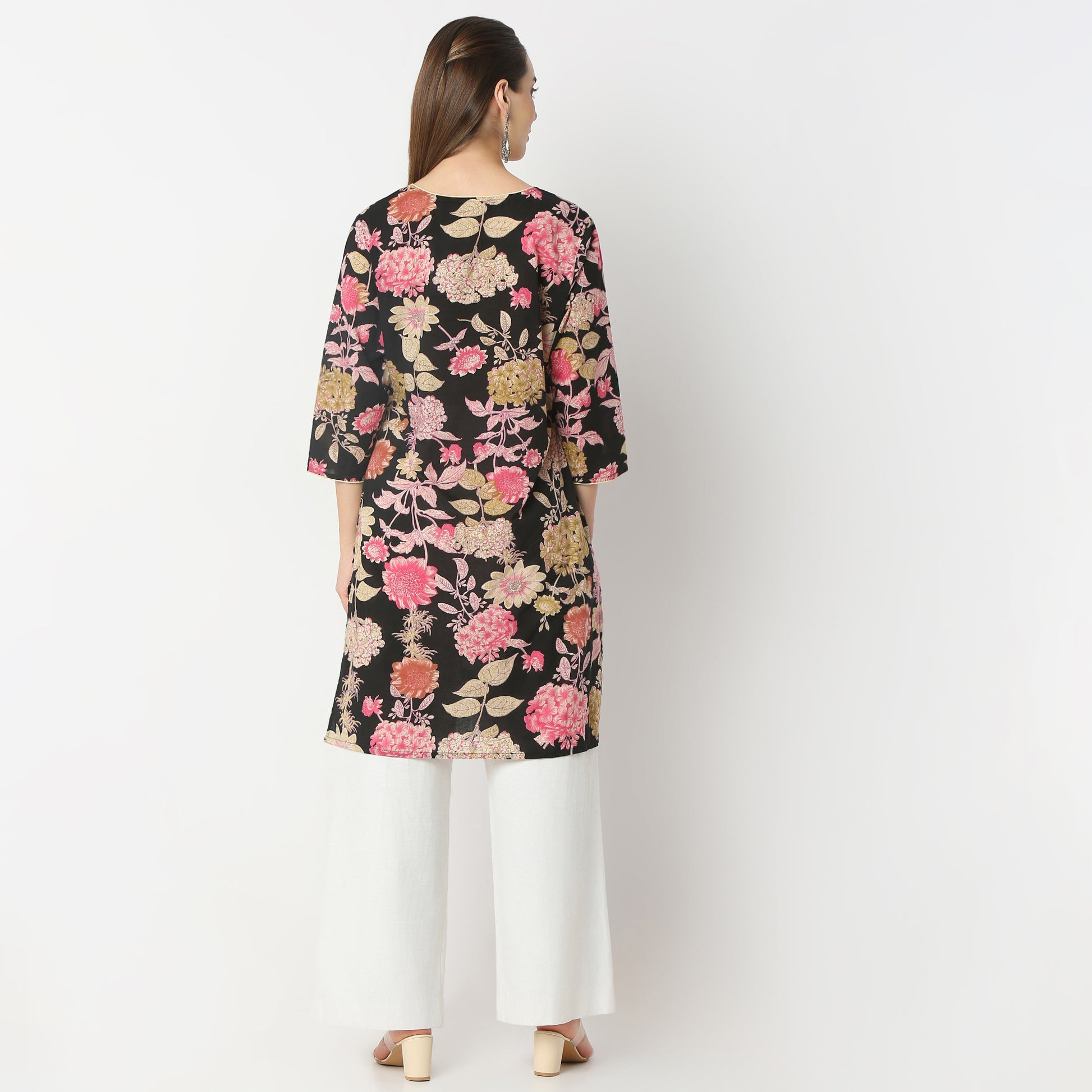 Straight Fit Floral Knee Length Kurta