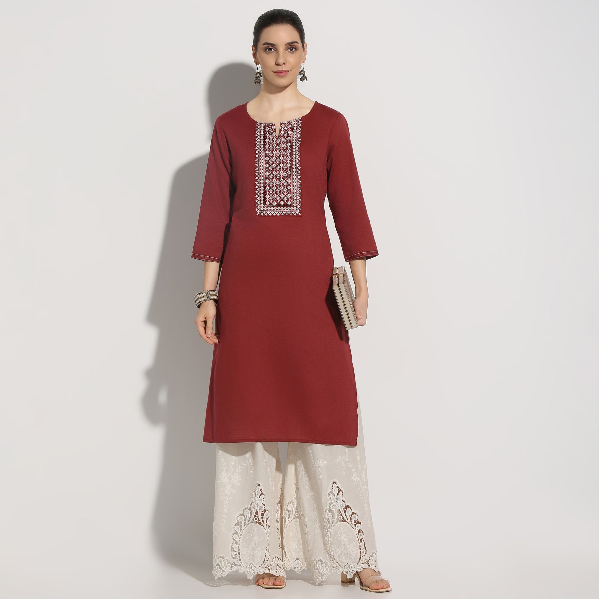 Regular Fit Embroidered Below Knee Kurta