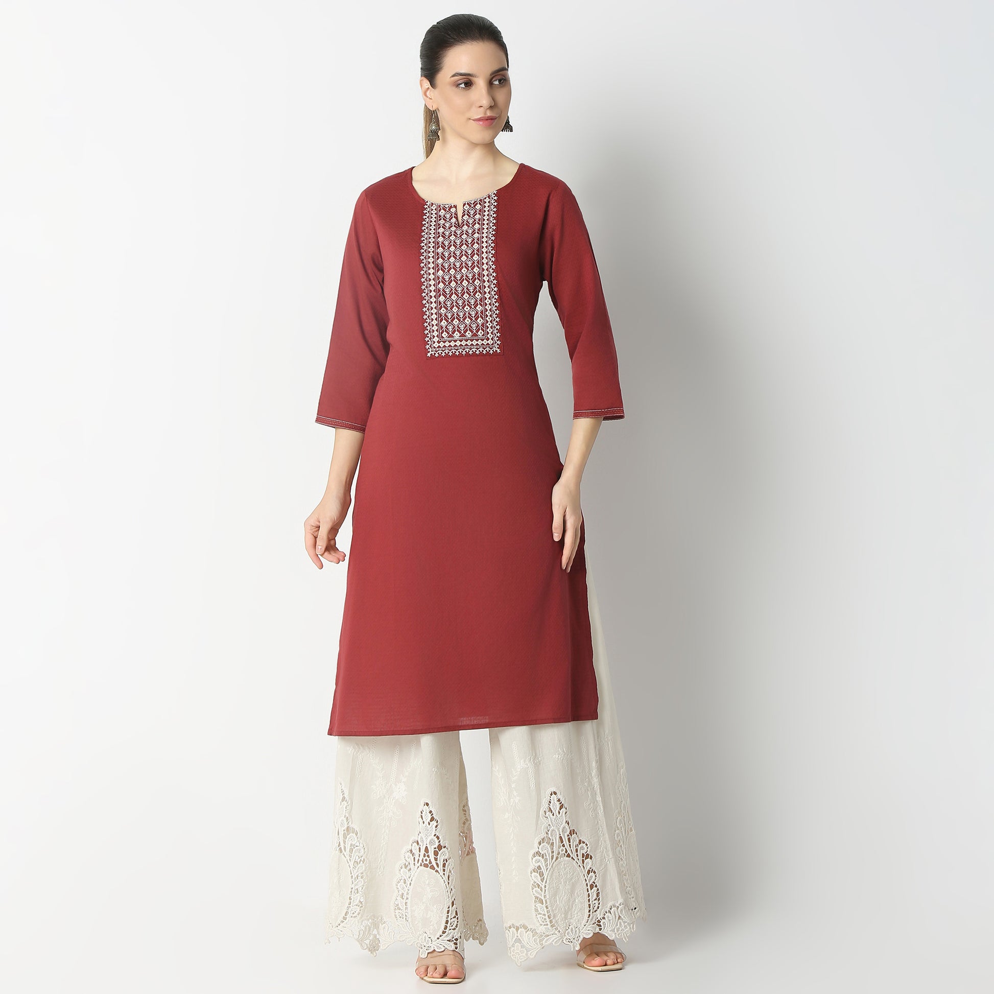 Regular Fit Embroidered Below Knee Kurta