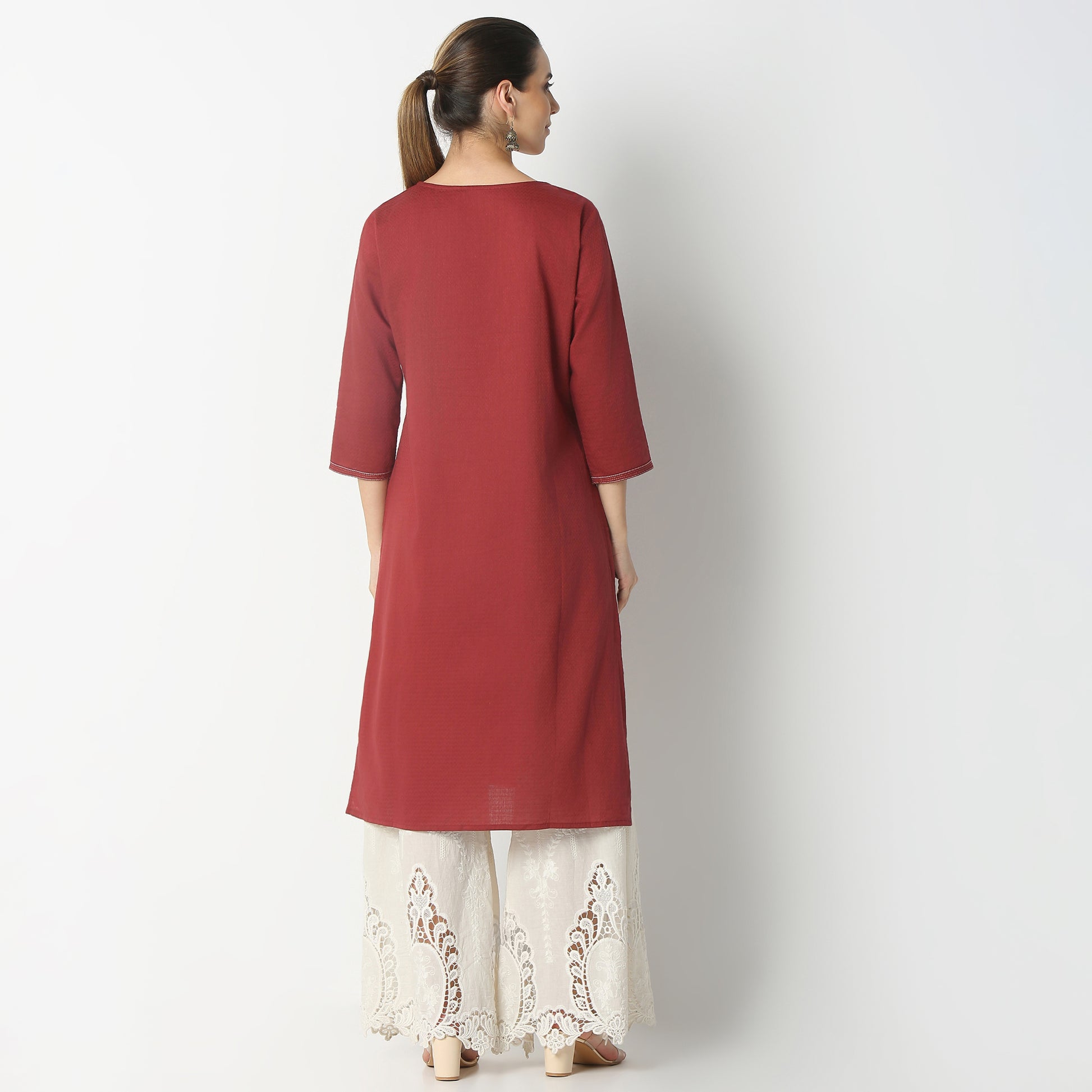 Regular Fit Embroidered Below Knee Kurta