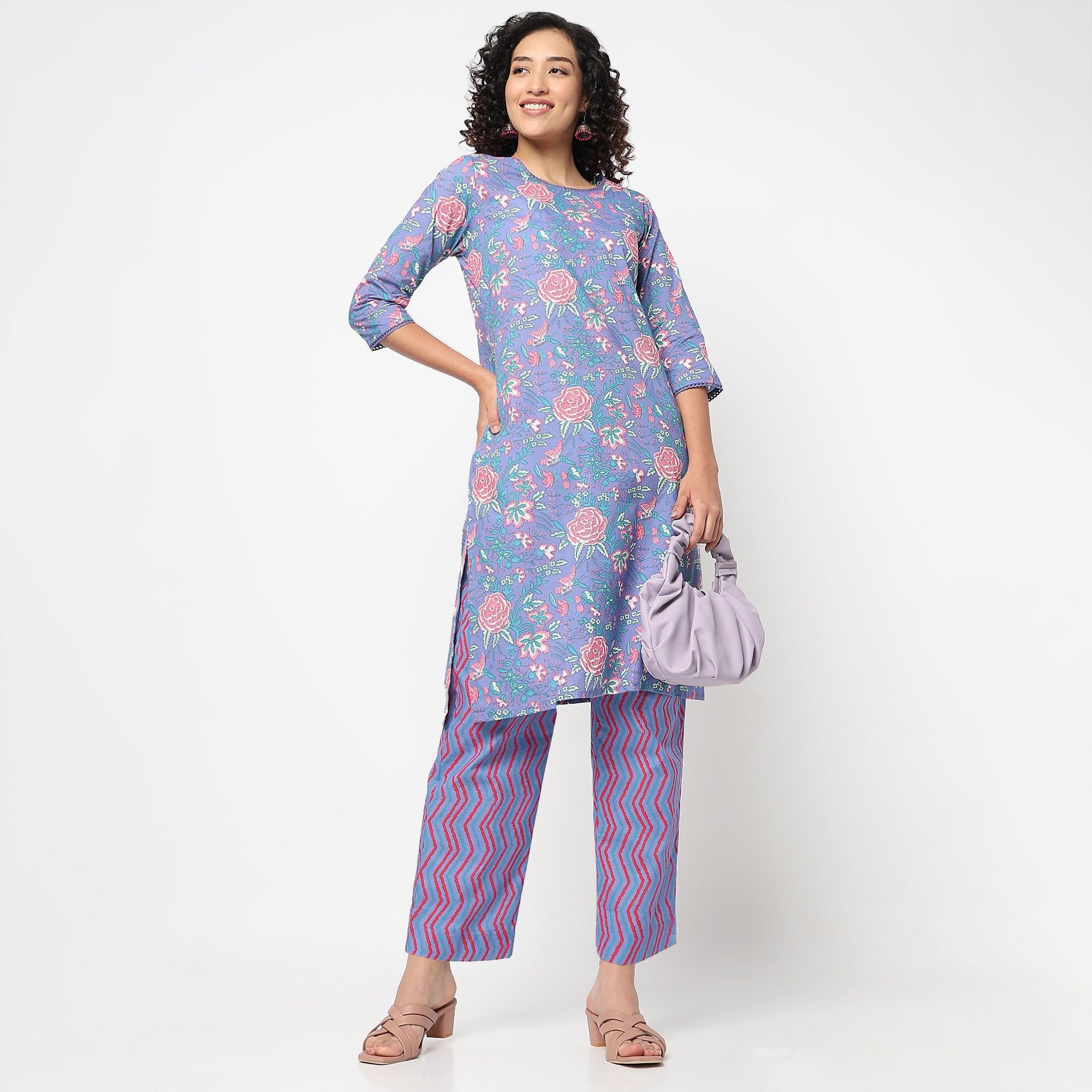 Round Neck with Lace Detailing Kurta 