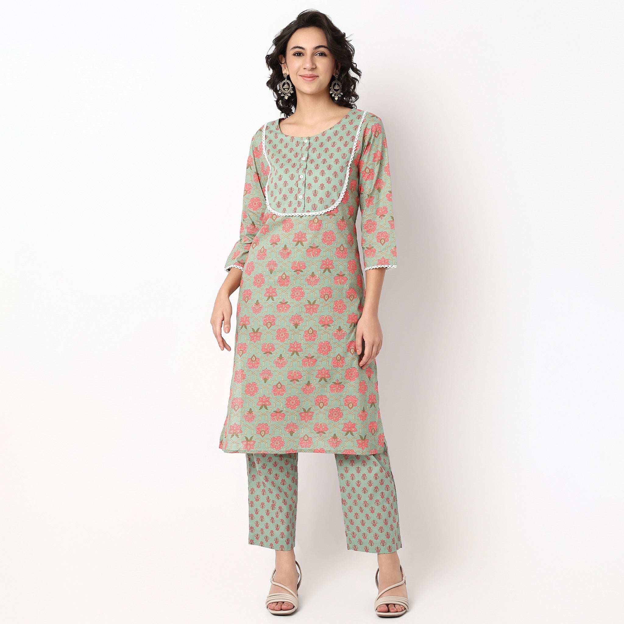 Printed Round Neck Straight Yoke Kurta
