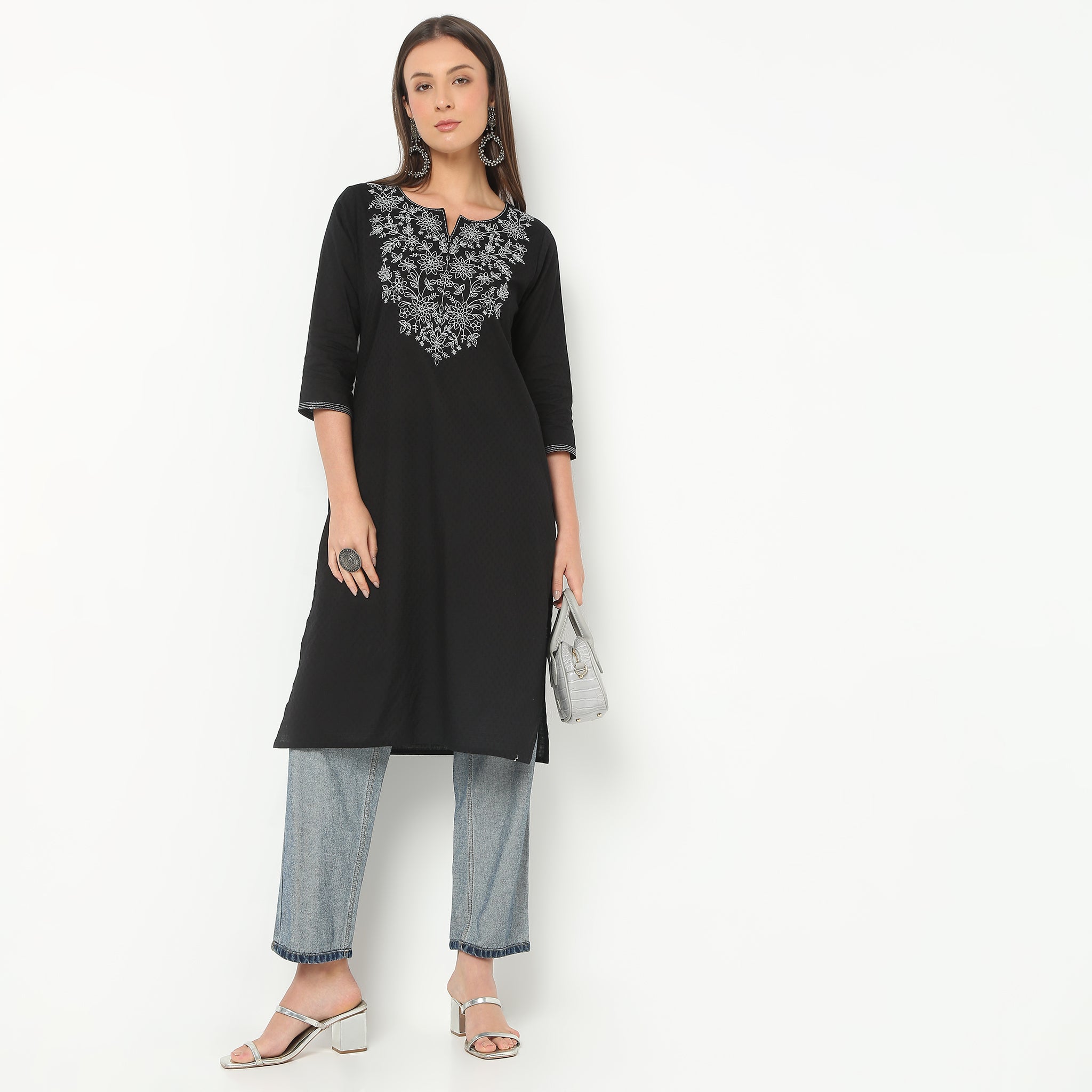 Embroidered Round Neck Knee Length Three-Fourth Sleeve Straight Fit Kurta