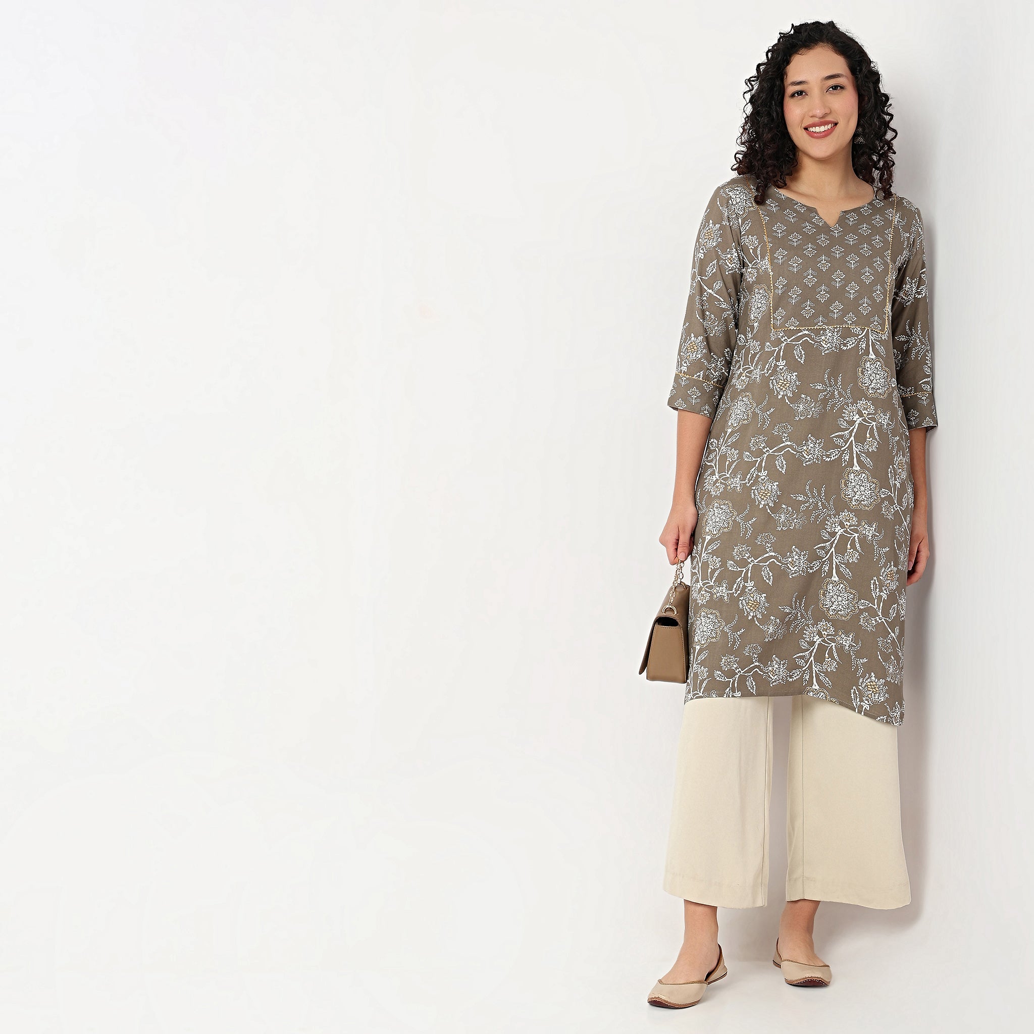 Printed Yoke With Lace Detailing Kurta