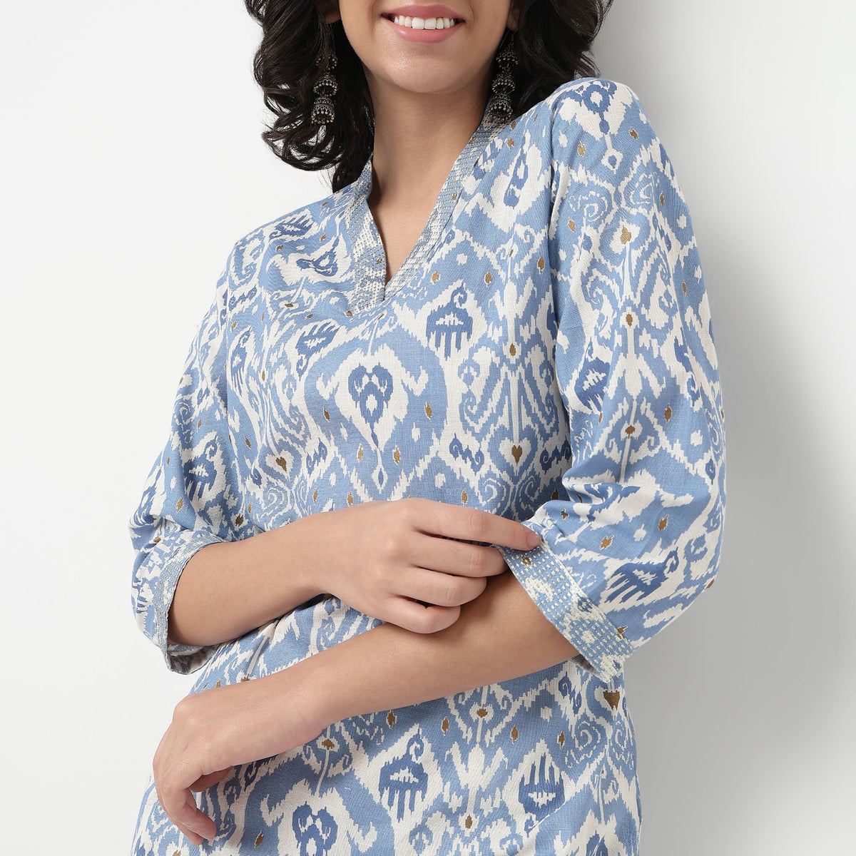 Order Now Women Printed V Neck Straight Fit Ethnic Wear Kurta by Style Union