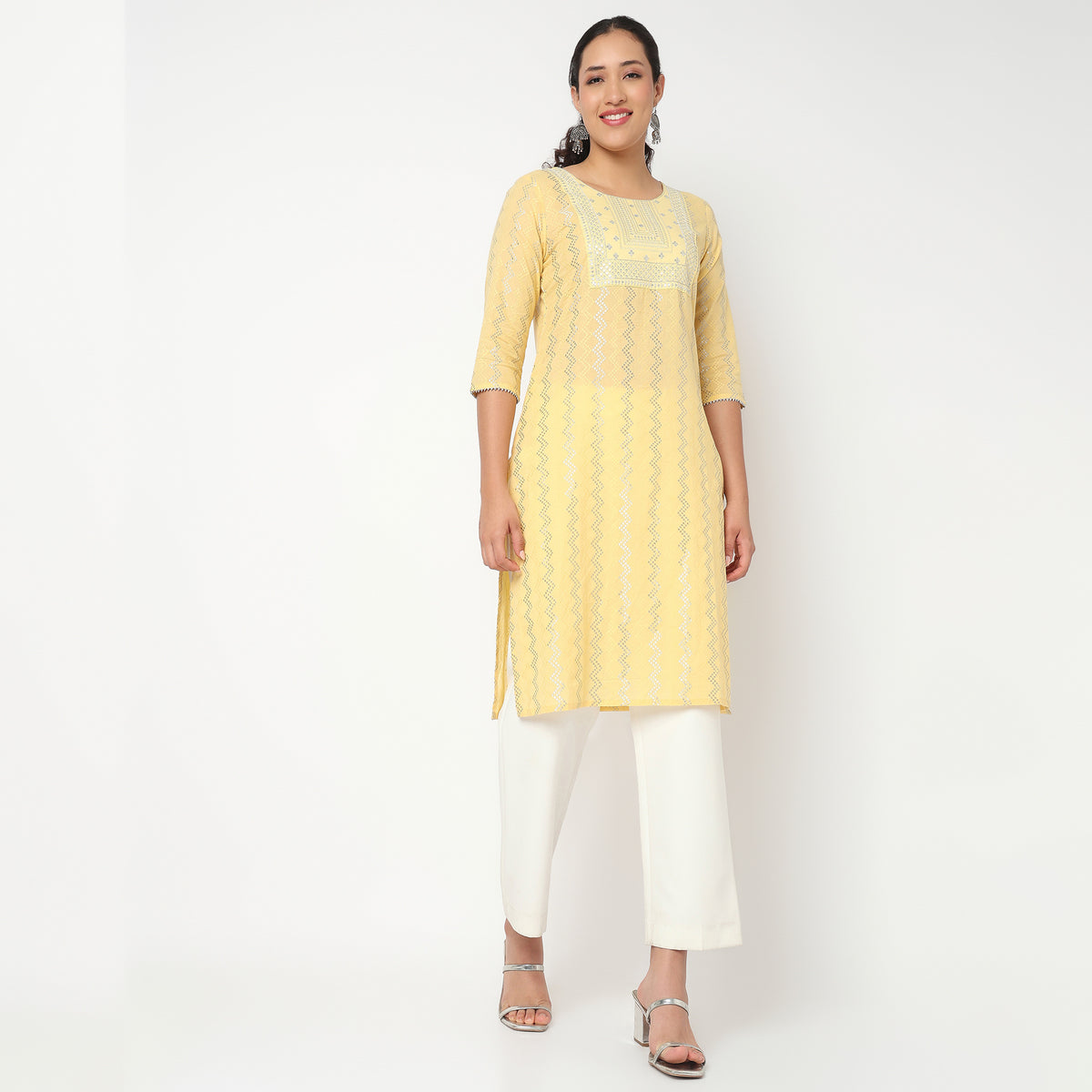 Embroidered Yoke Kurta