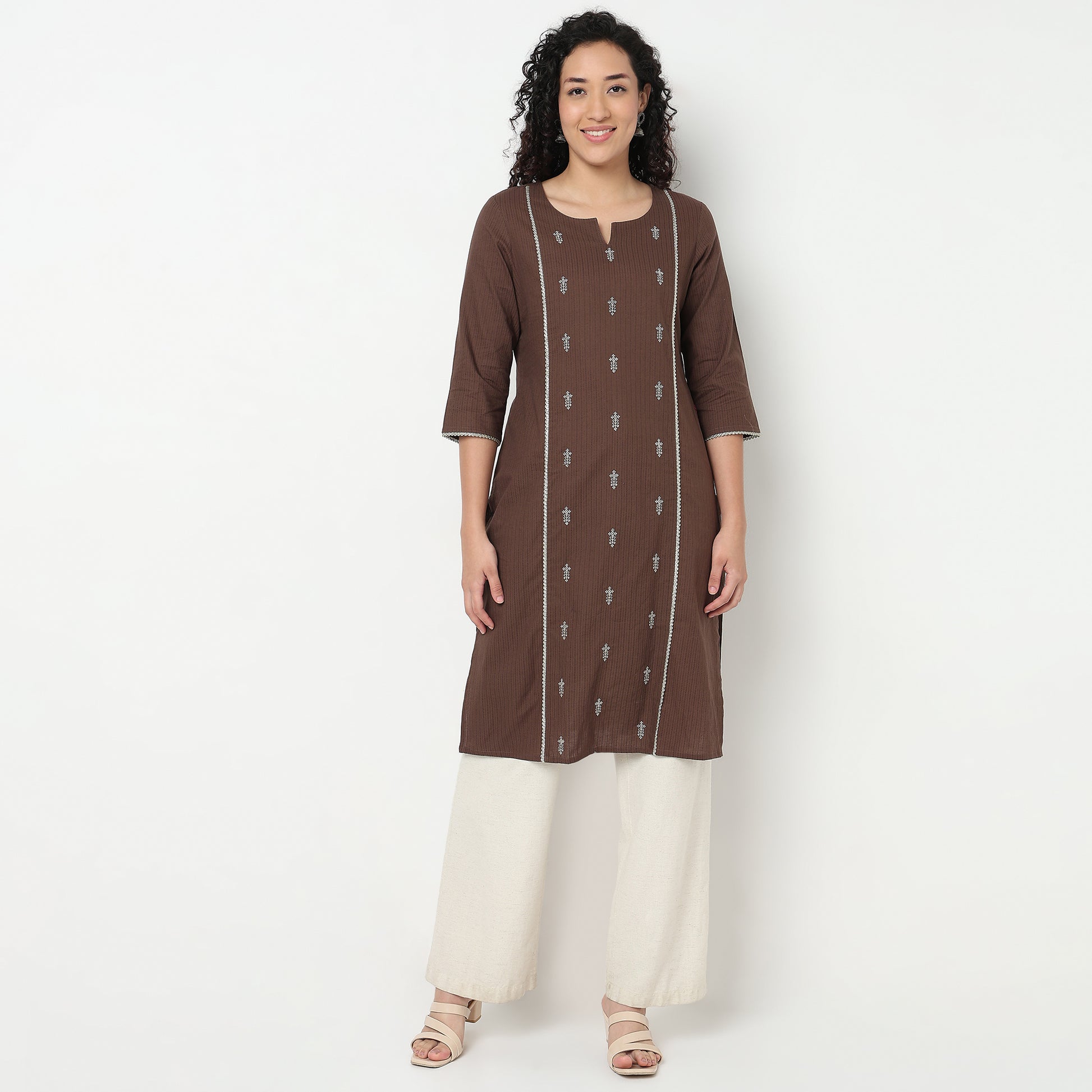 Buy Women Straight Fit Embroidered Three-Fourth Sleeve Kurta  - Style Union