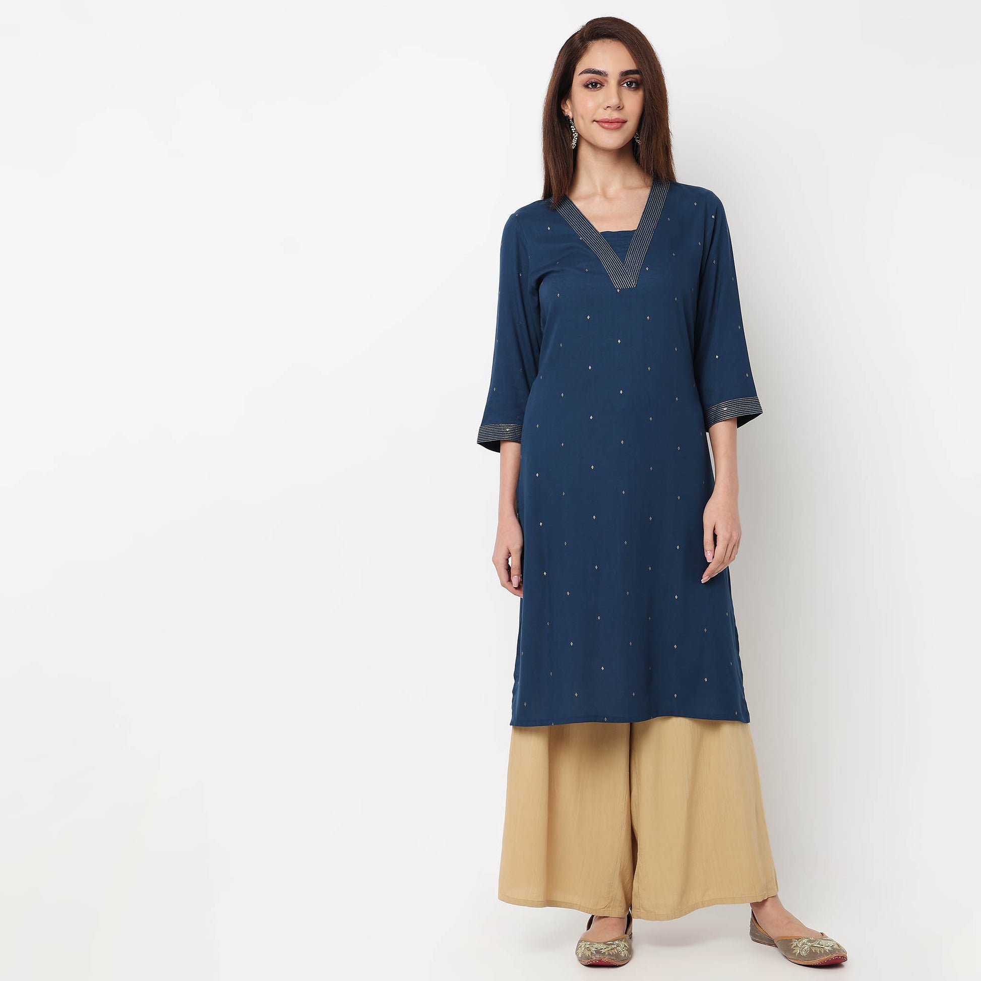 V-Neck With Gusset & Couching Long Kurta