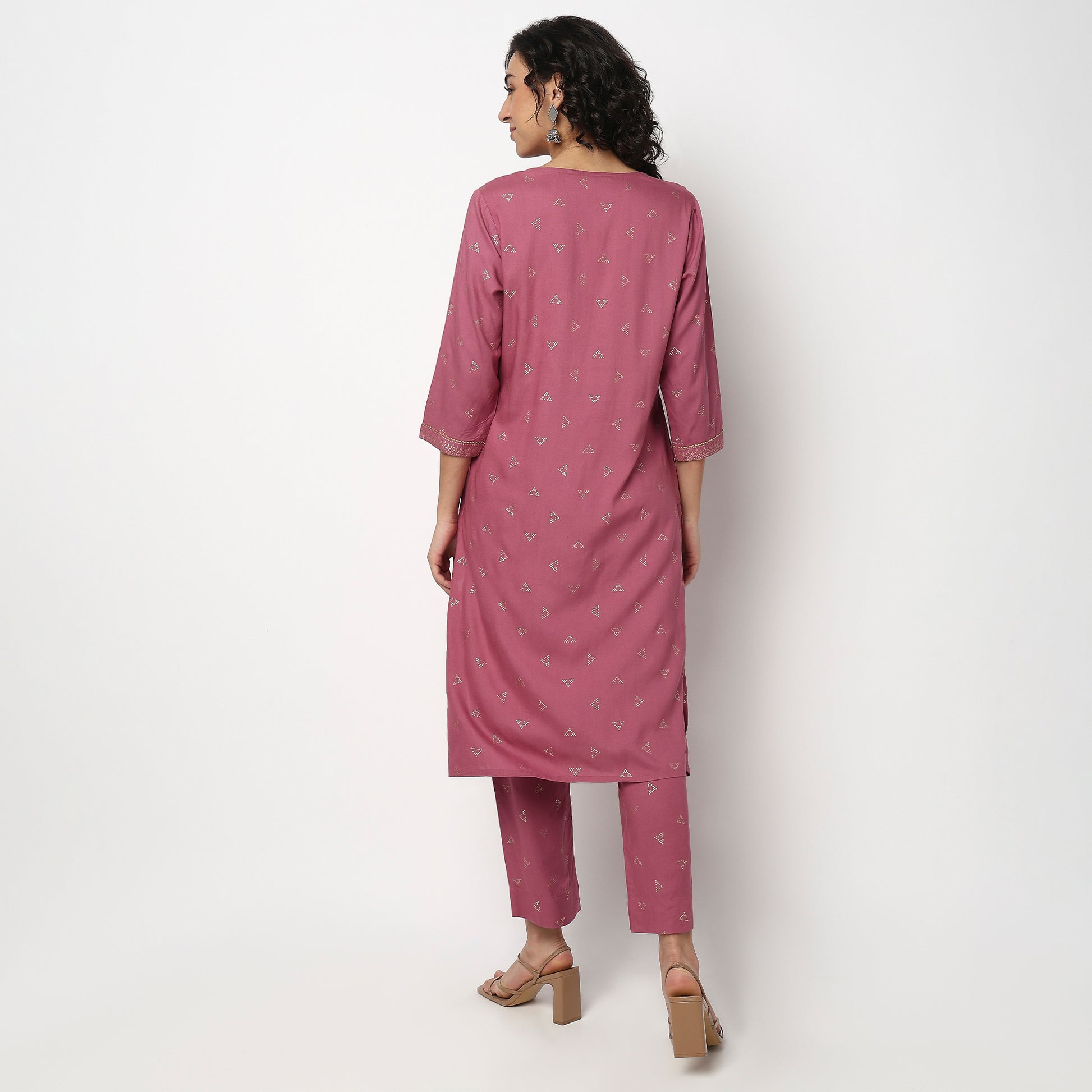 Buy Women Straight Fit Printed Three-Fourth Sleeve Kurta  - Style Union
