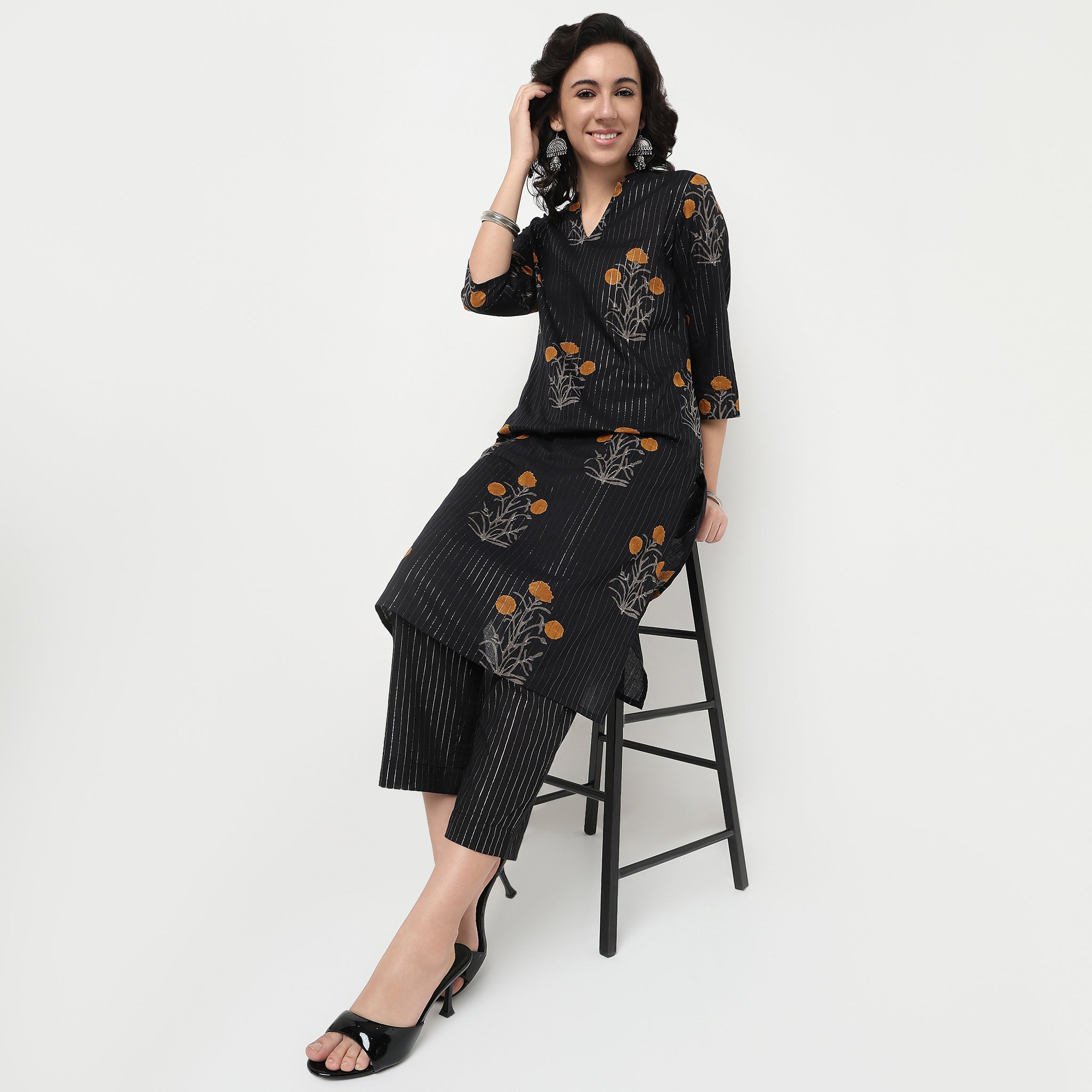 Order Now Women Floral V Neck Straight Fit Ethnic Wear Kurta by Style Union
