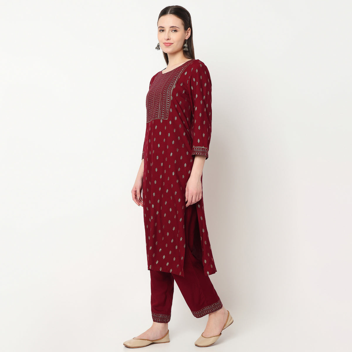 Printed Yoke With Lace Detailing Kurta