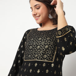 Printed Yoke With Lace Detail Kurta