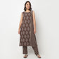 Boat Neck Sleeveless Kurta