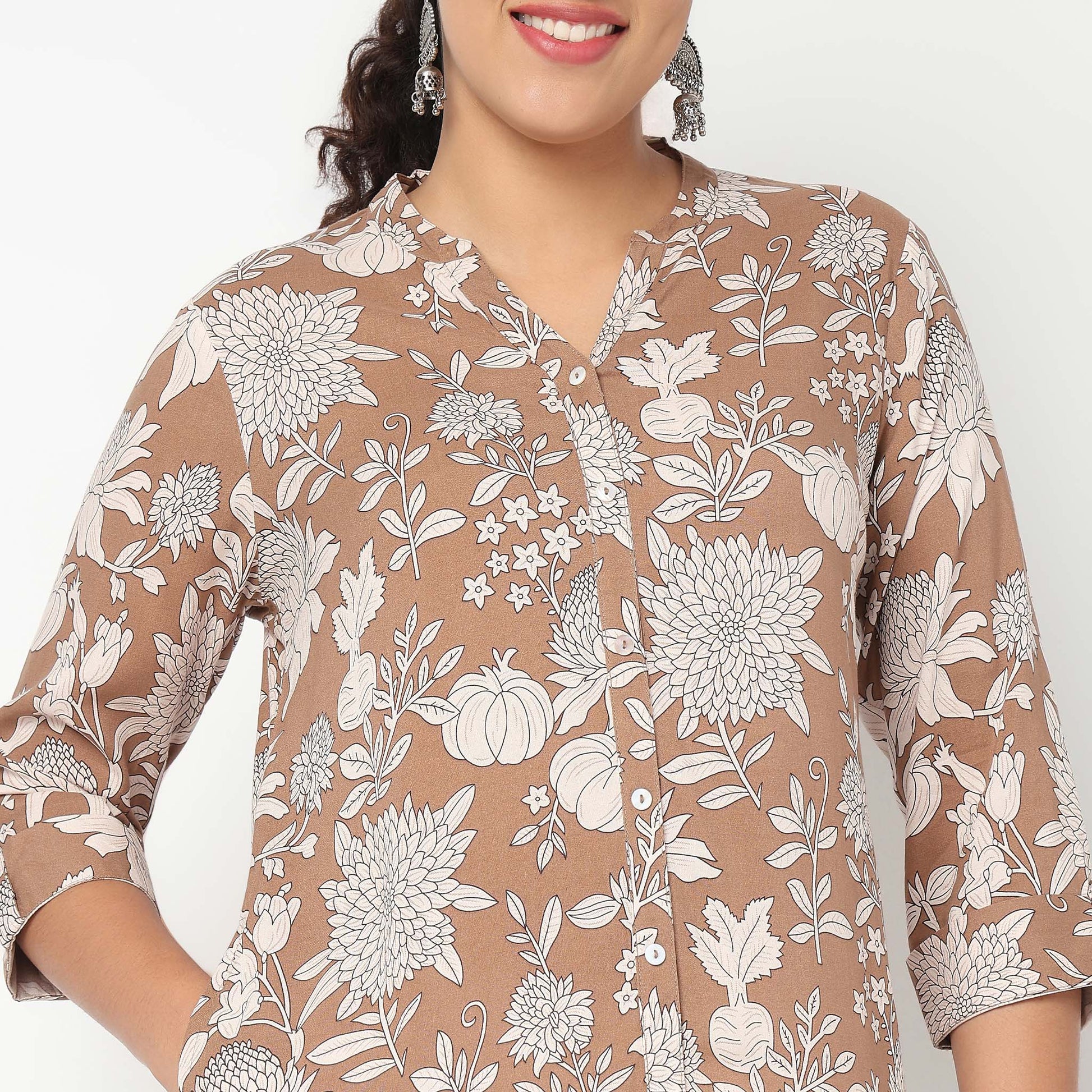 V Neck With Lace Detailing Long Kurta