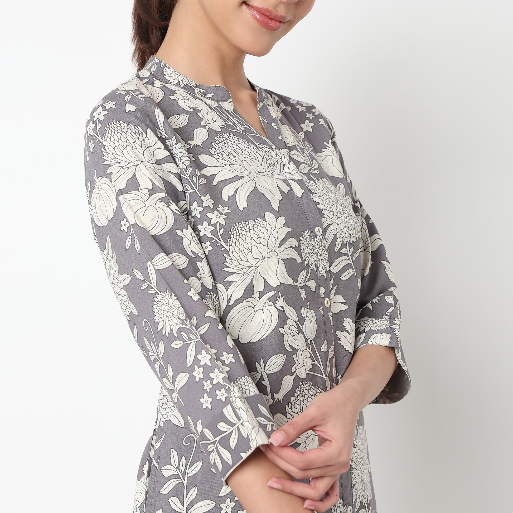 V Neck With Lace Detailing Long Kurta