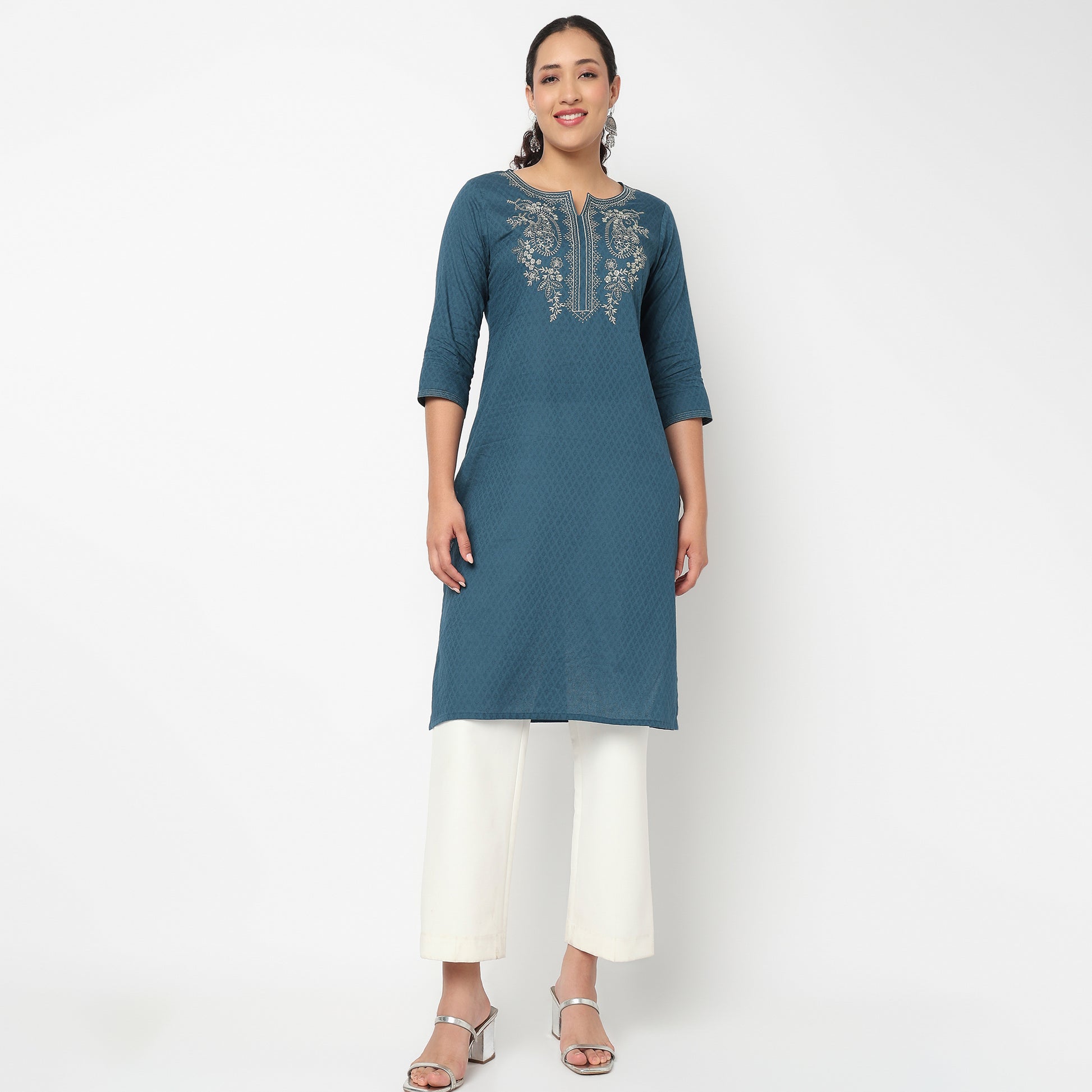 Embroidered Yoke Kurta