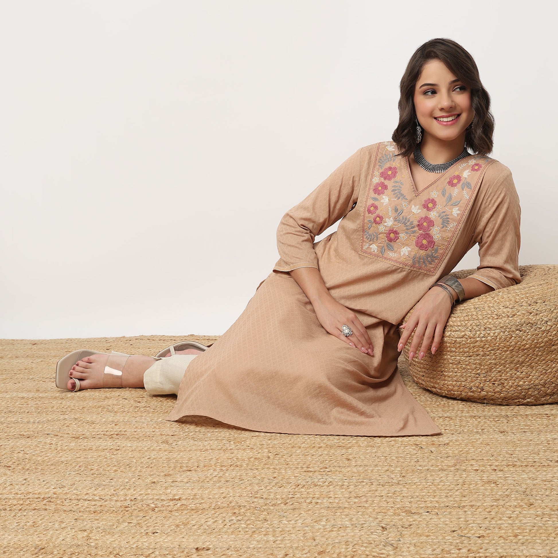 V-Neck Embroidered Yoke Kurta