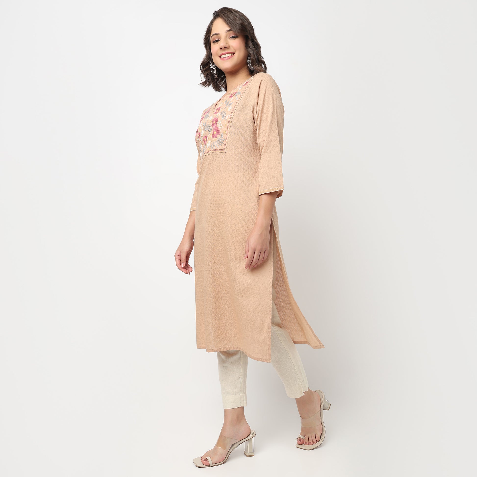 V-Neck Embroidered Yoke Kurta