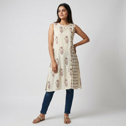 Printed Side Placket Sleeveless Long Kurta