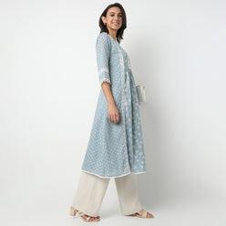 Printed Below Knee Flared Placket Kurta