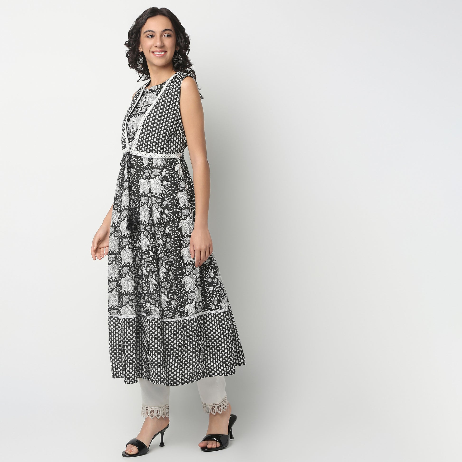 Calf Length Sleeveless Flare Fit Printed Kurta