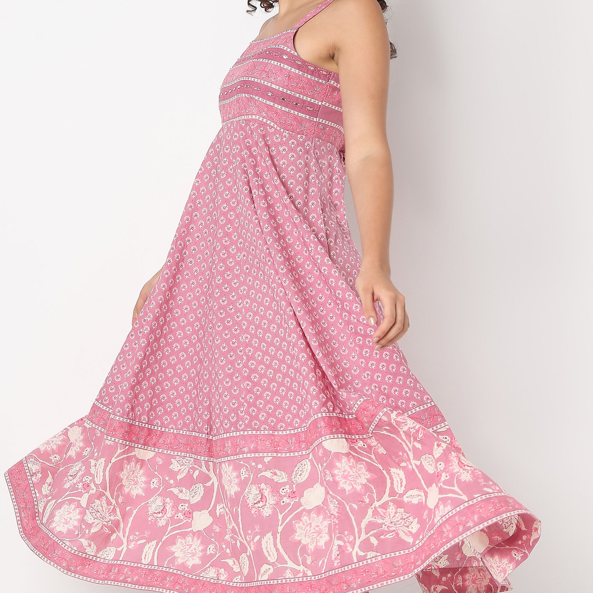 Flare Fit Sleeveless Embroiderd Dress