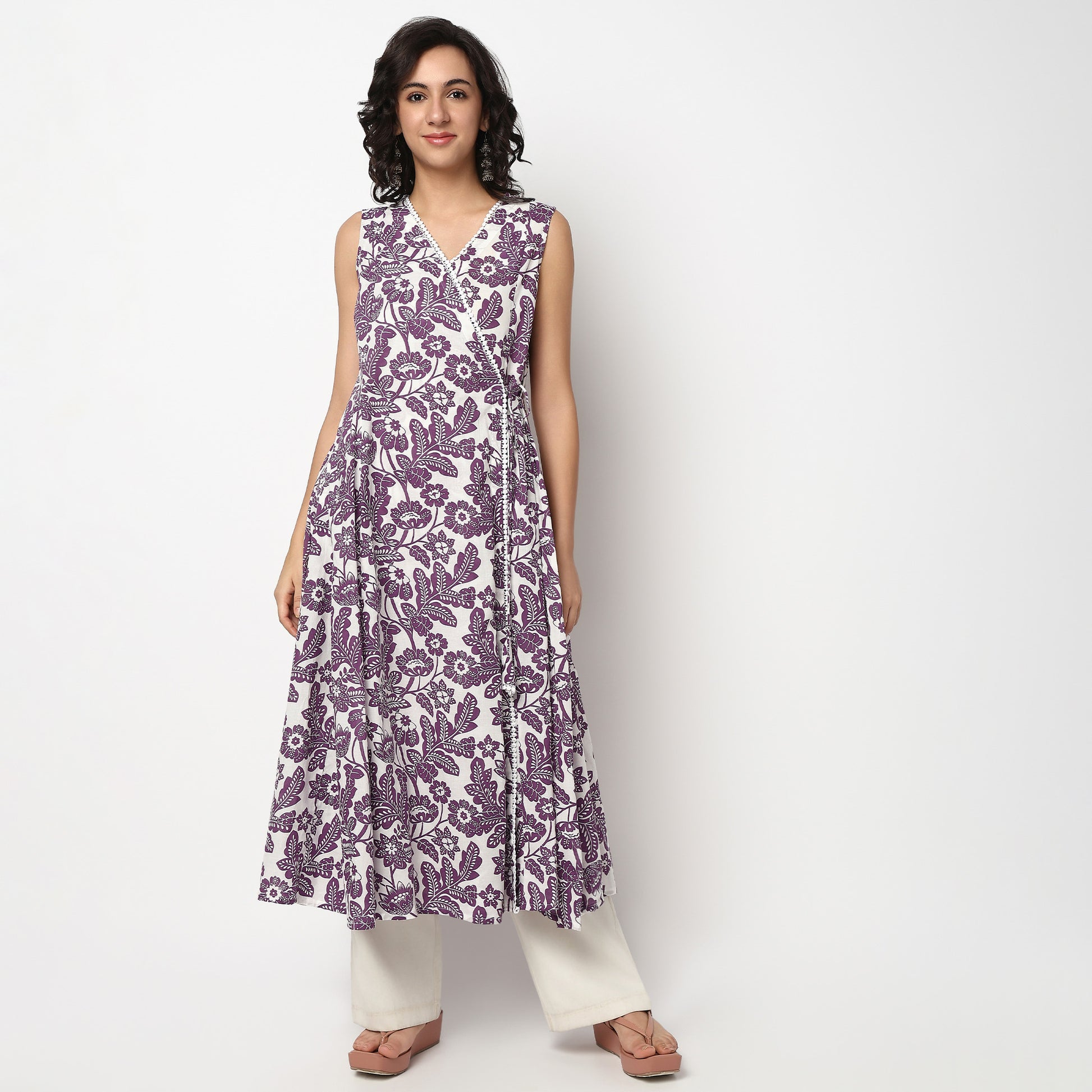 Buy Women Flare Fit Printed Sleeveless Kurta  - Style Union