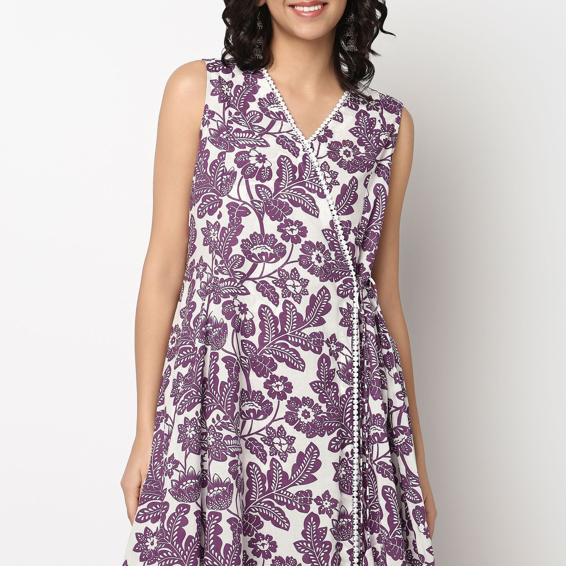 Buy Women Flare Fit Printed Sleeveless Kurta  - Style Union