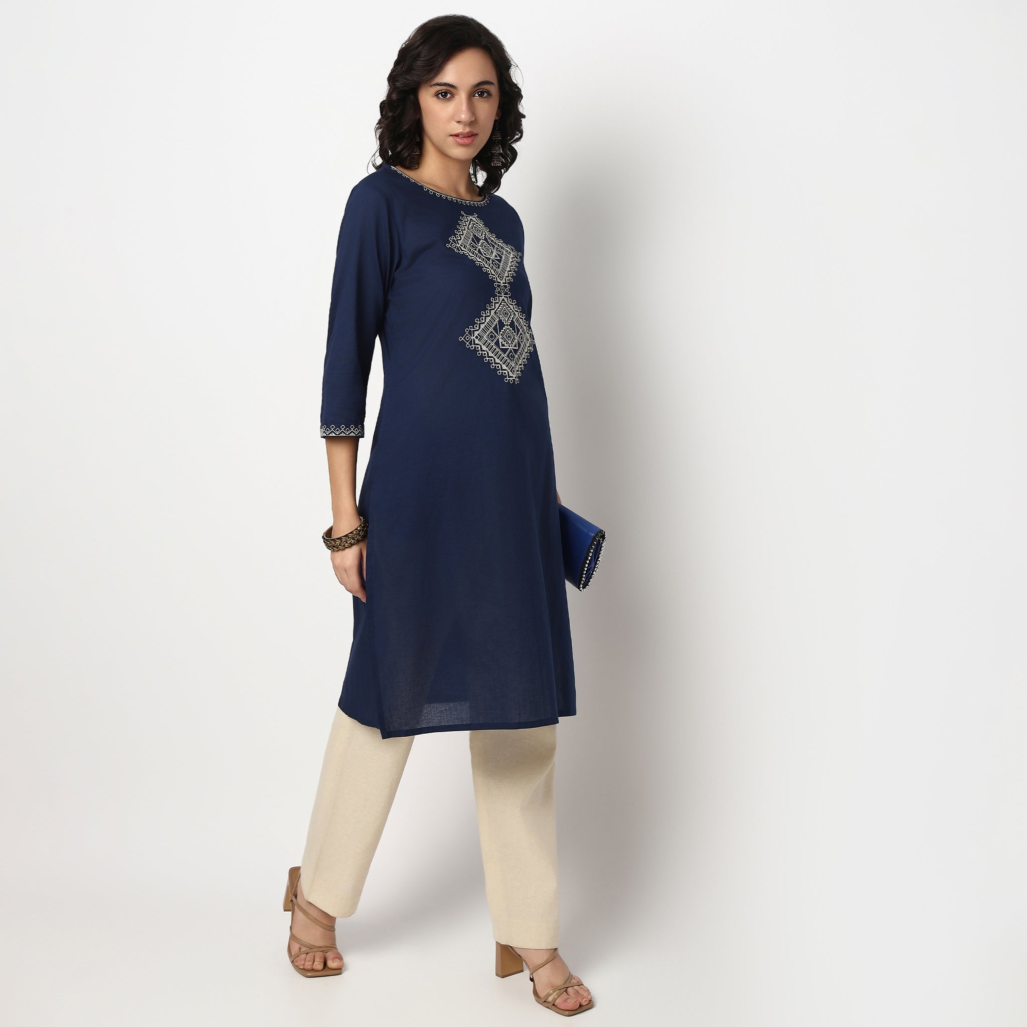 Buy Women Straight Fit Embroidered Three-Fourth Sleeve Kurta  - Style Union