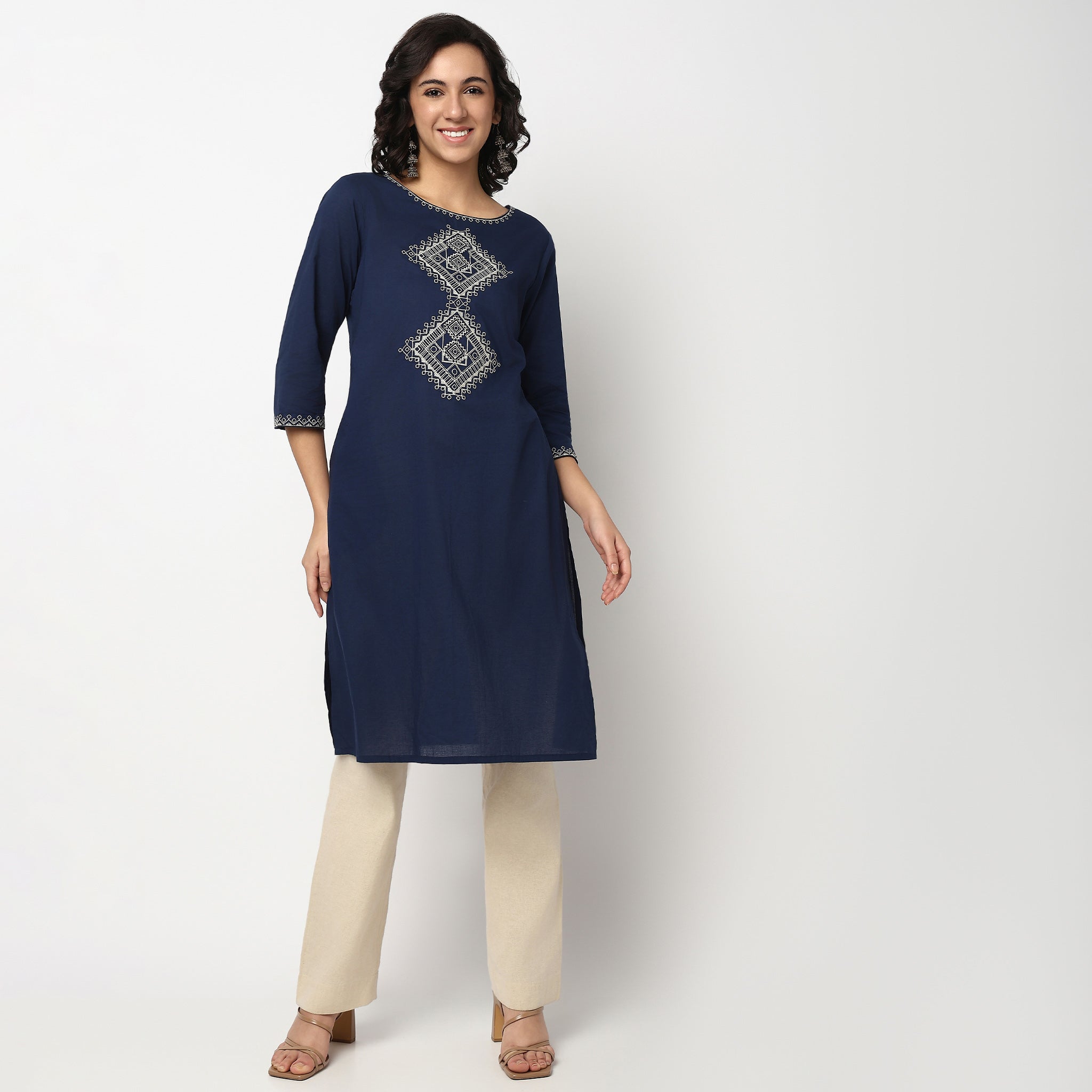 Buy Women Straight Fit Embroidered Three-Fourth Sleeve Kurta  - Style Union