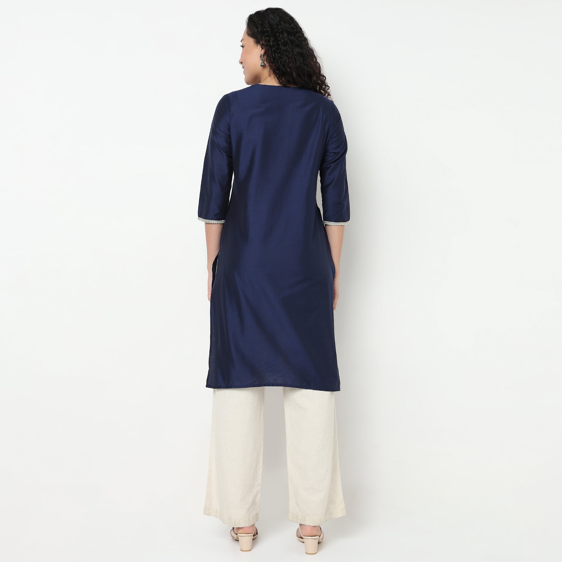 Buy Women Straight Fit Embroidered Three-Fourth Sleeve Kurta  - Style Union