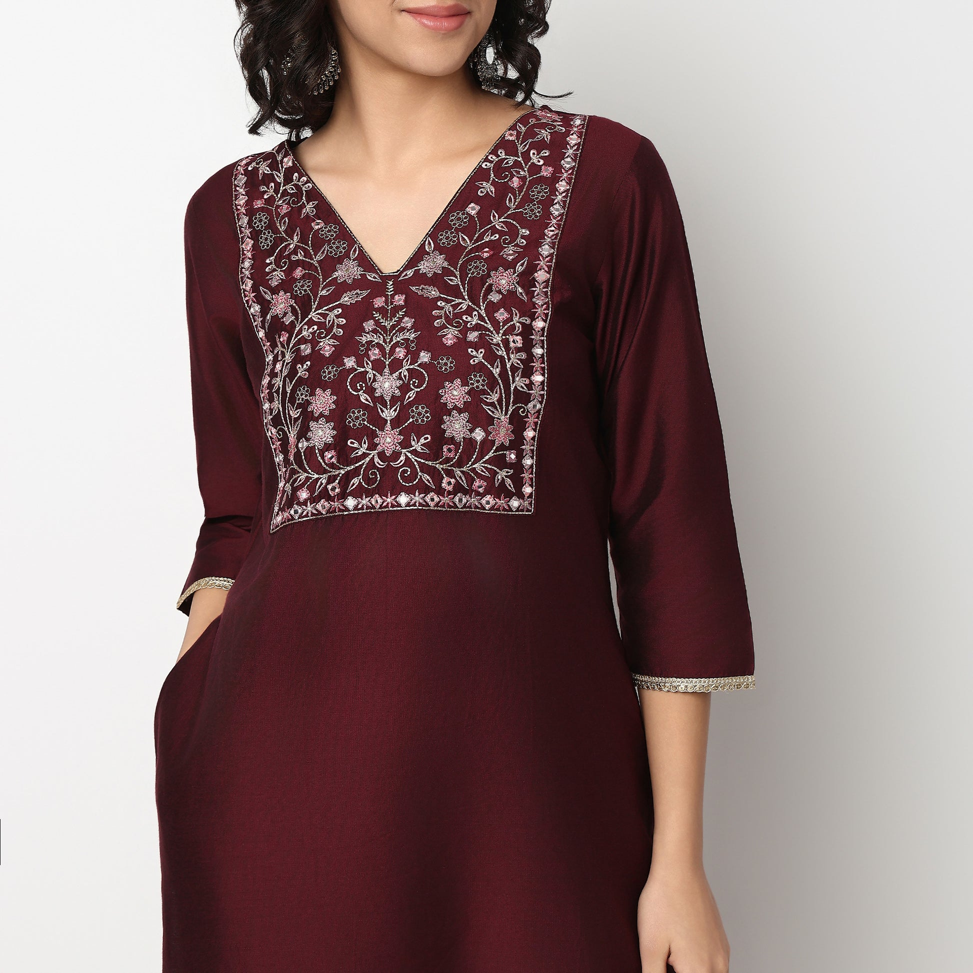 Buy Women Straight Fit Embroidered Three-Fourth Sleeve Kurta  - Style Union