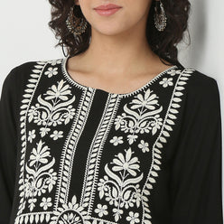 Embroidered Rayon Kurta, Knee Length