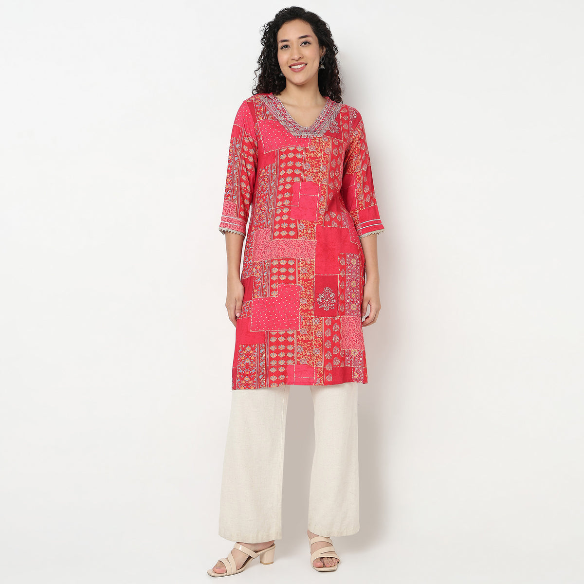 Buy Women Straight Fit Printed Three-Fourth Sleeve Kurta  - Style Union