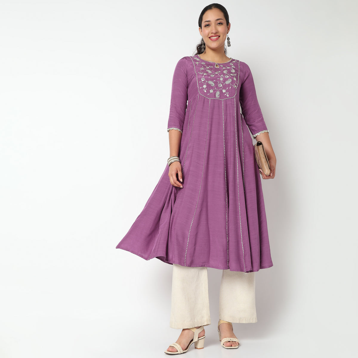 Embroidered Yoke Kurta