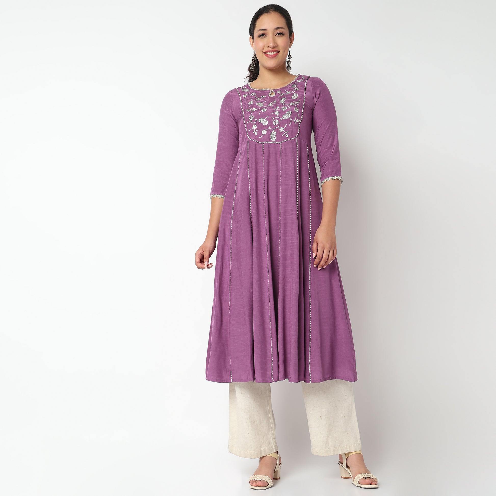 Embroidered Yoke Kurta