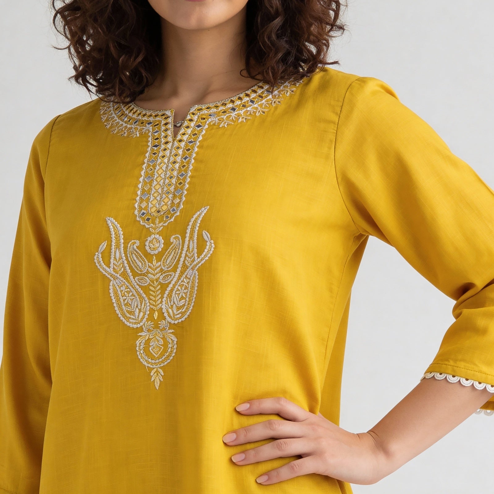 Rayon Solid Three-Fourth Sleeve Kurta