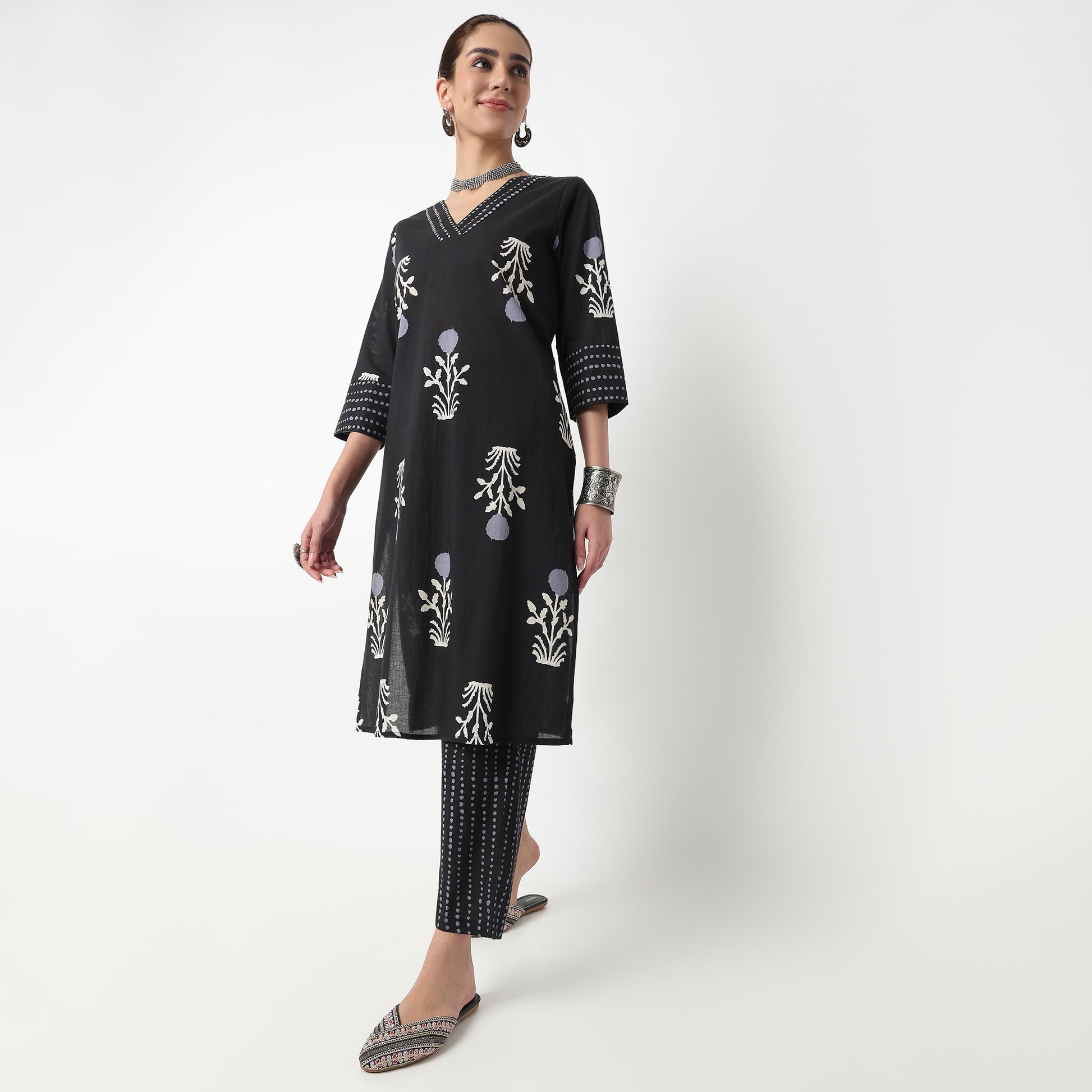 Cotton Printed V-Neck Straight Kurta