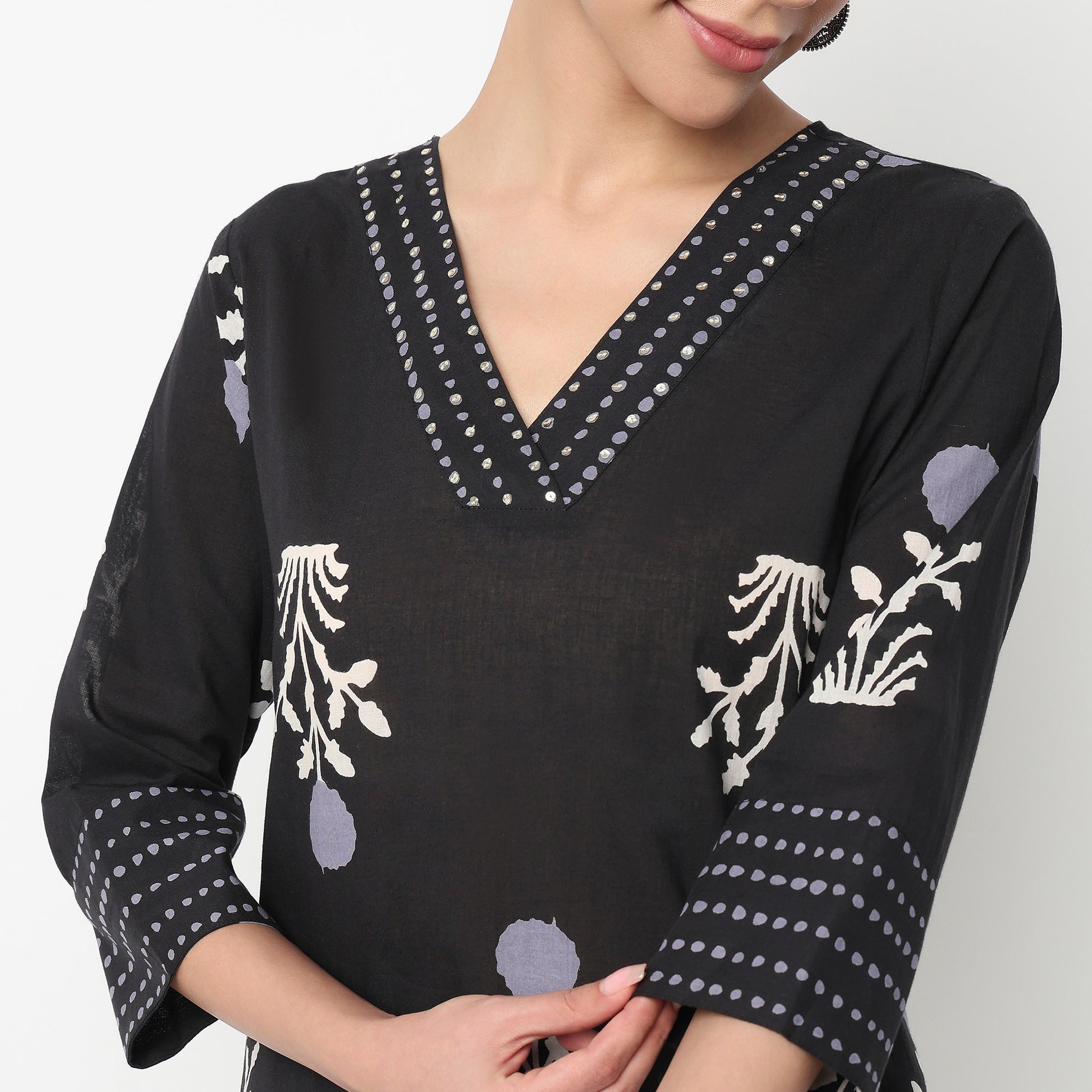 Cotton Printed V-Neck Straight Kurta