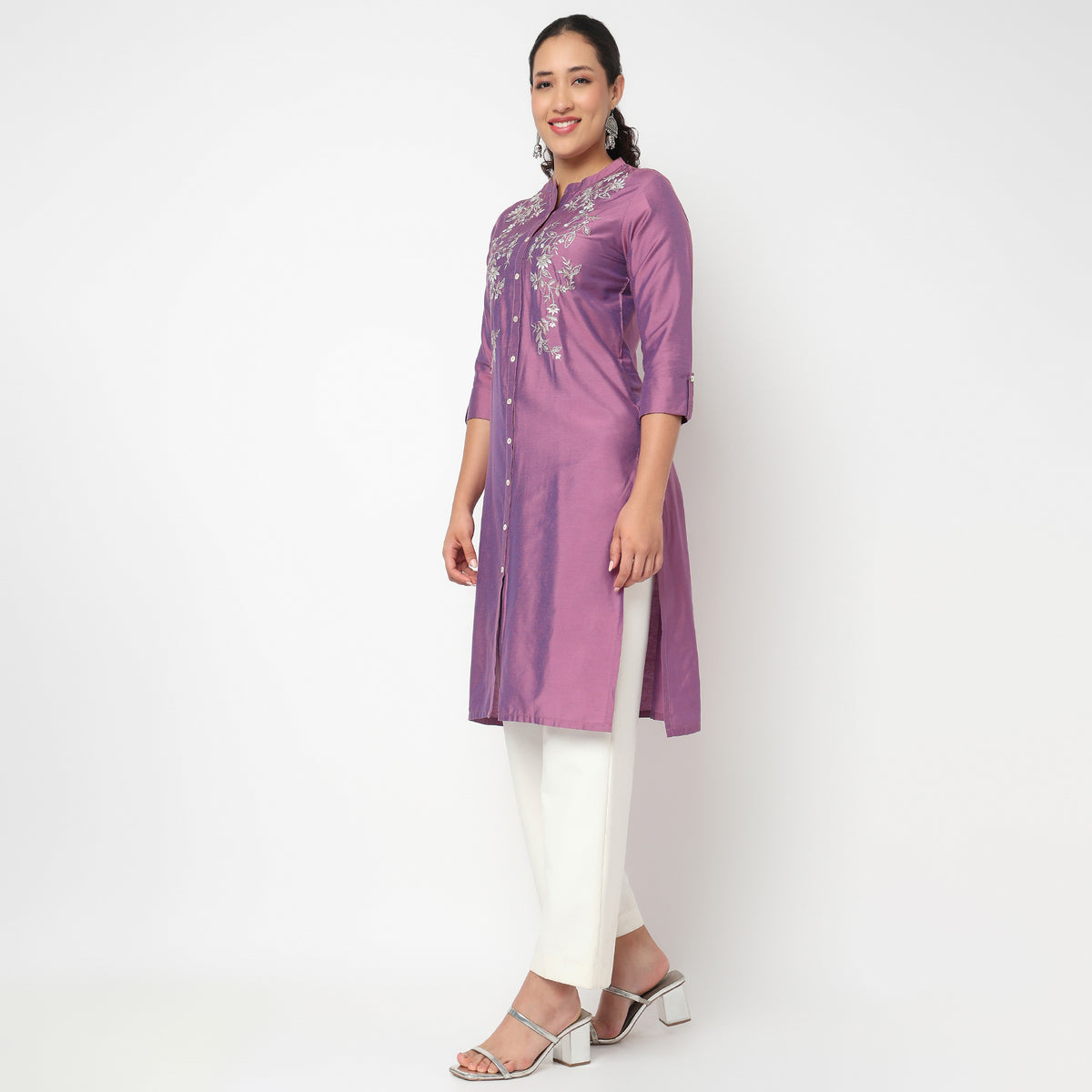 Embroidered Yoke Kurta