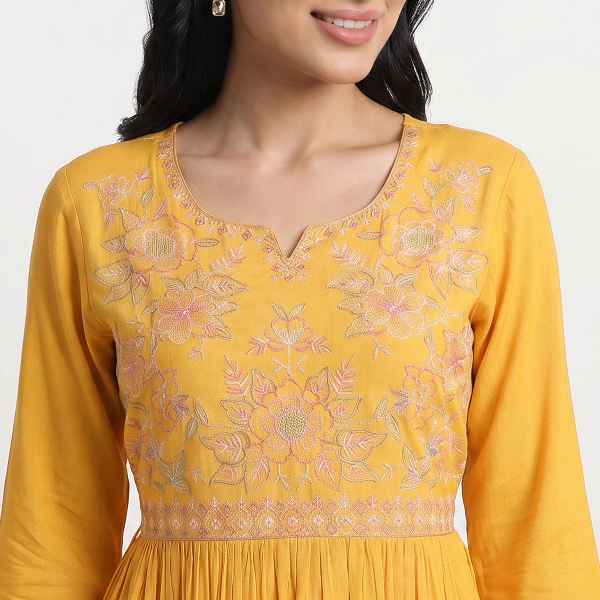 Embroidered Round Neck Kurta