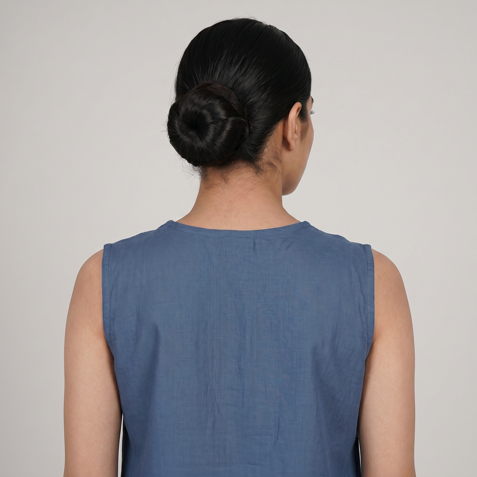 Embroidered V-Neck Kurta