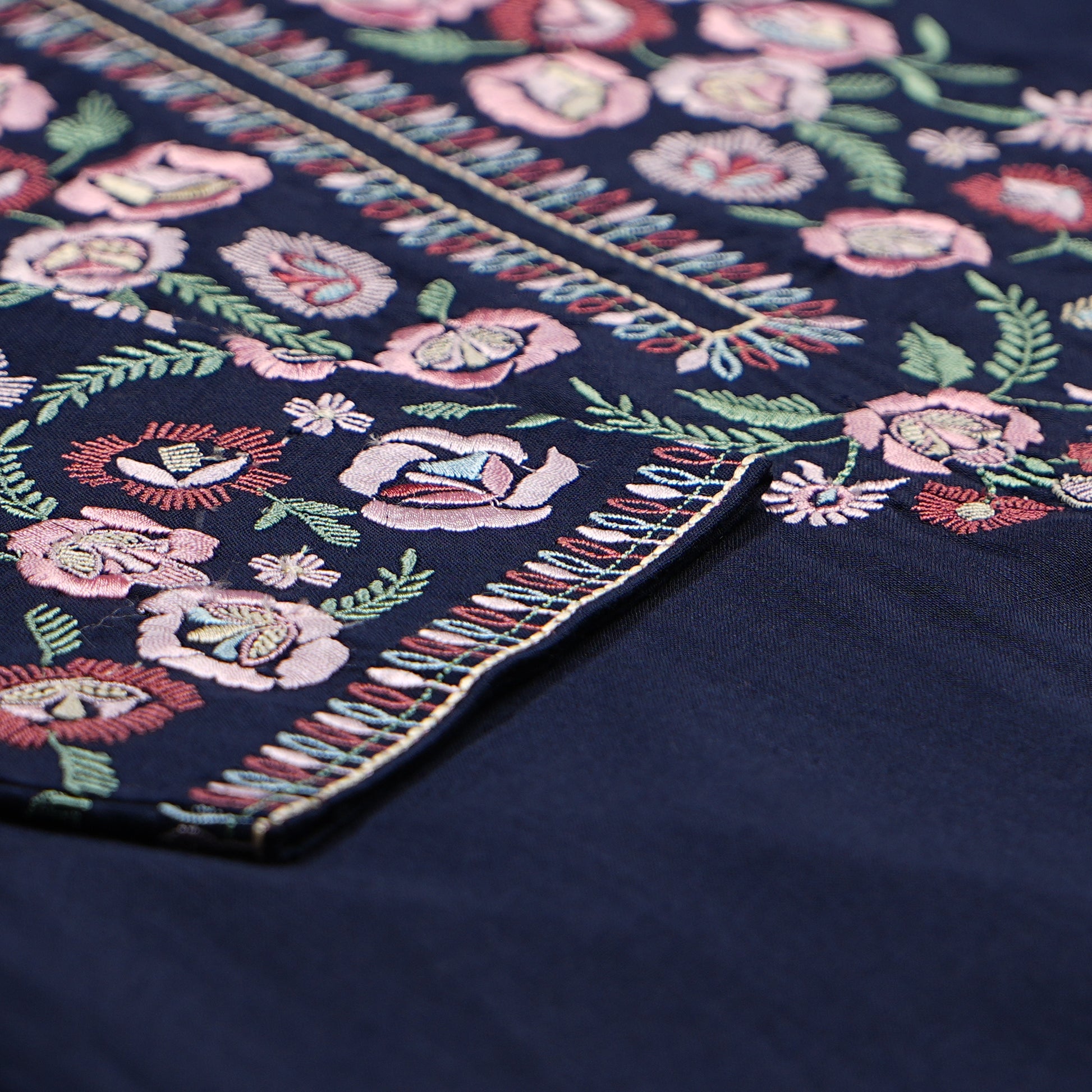 Embroidered Straight Kurta