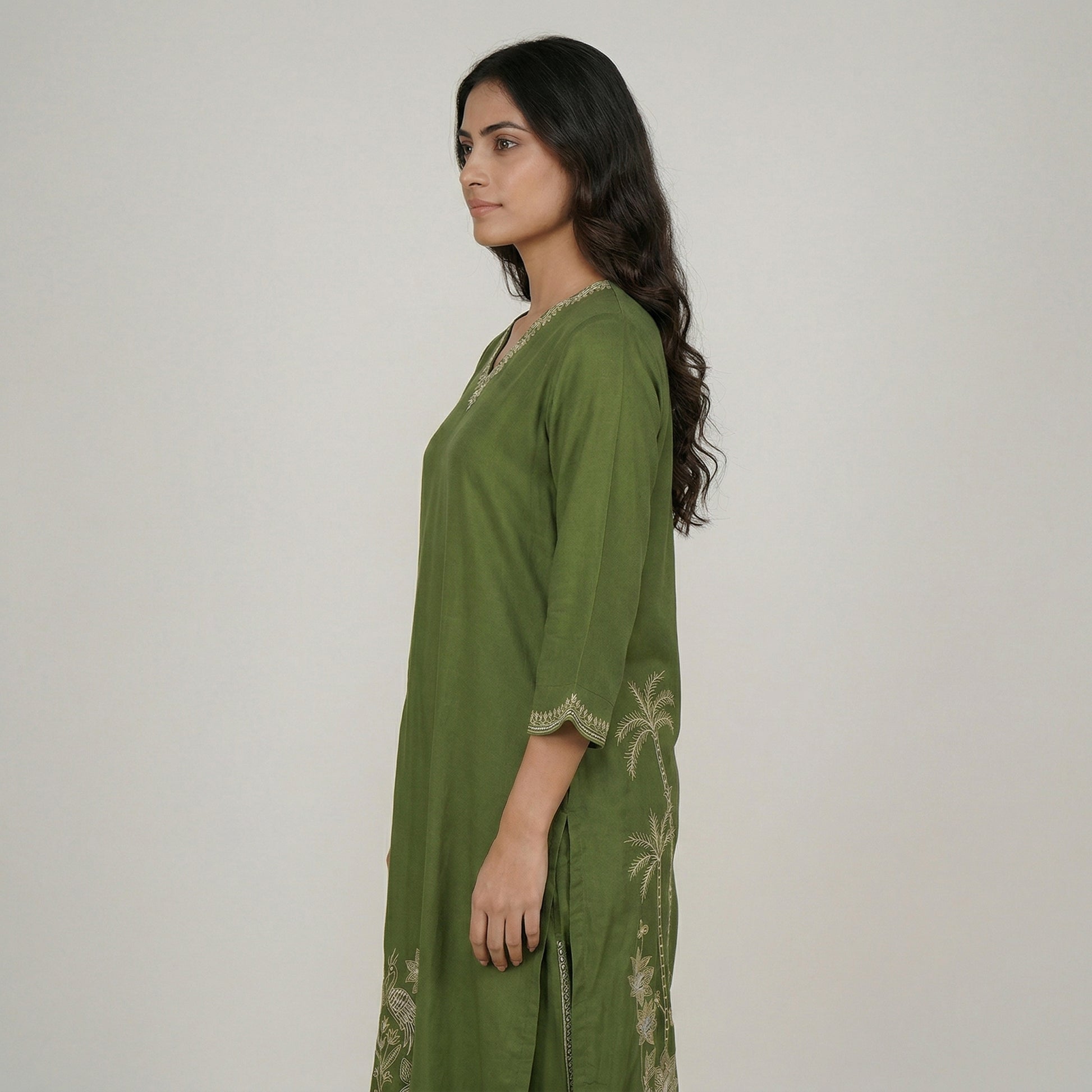 Embroidered V-Neck Straight Kurta