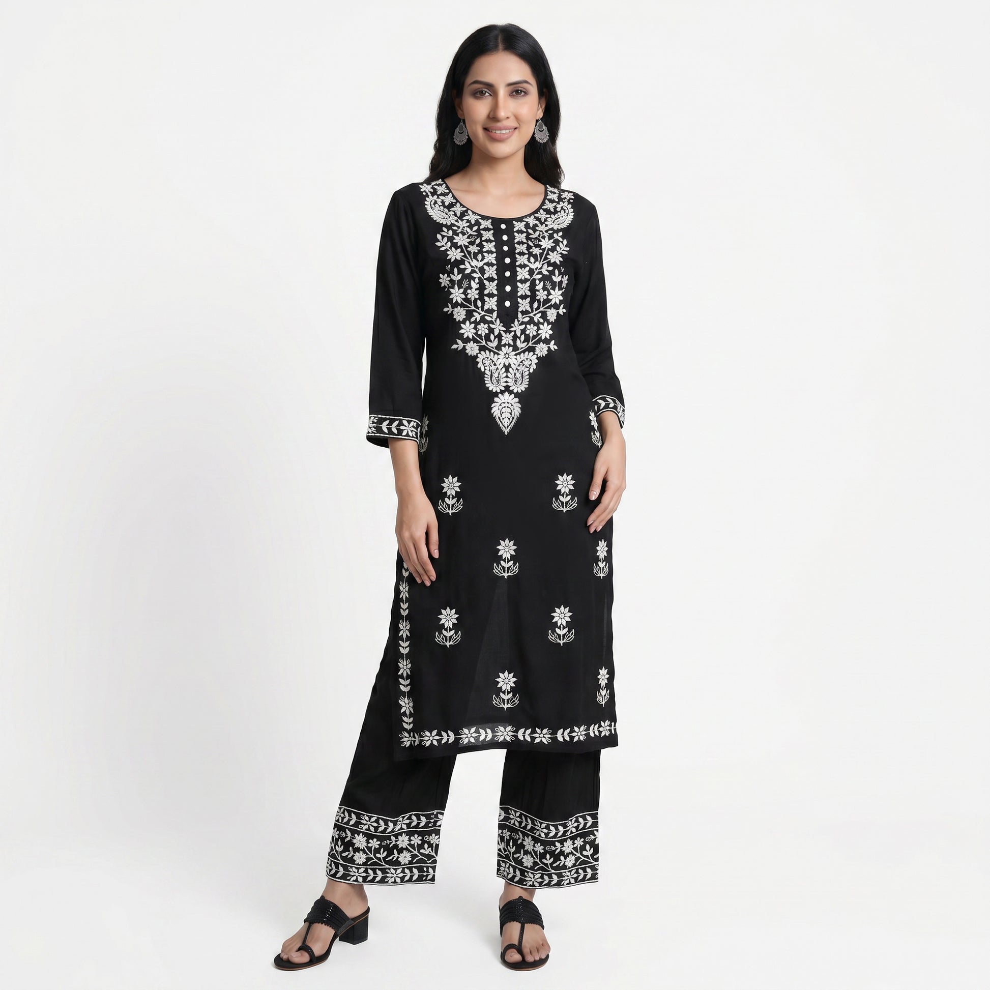 Embroidered Round Neck Kurta