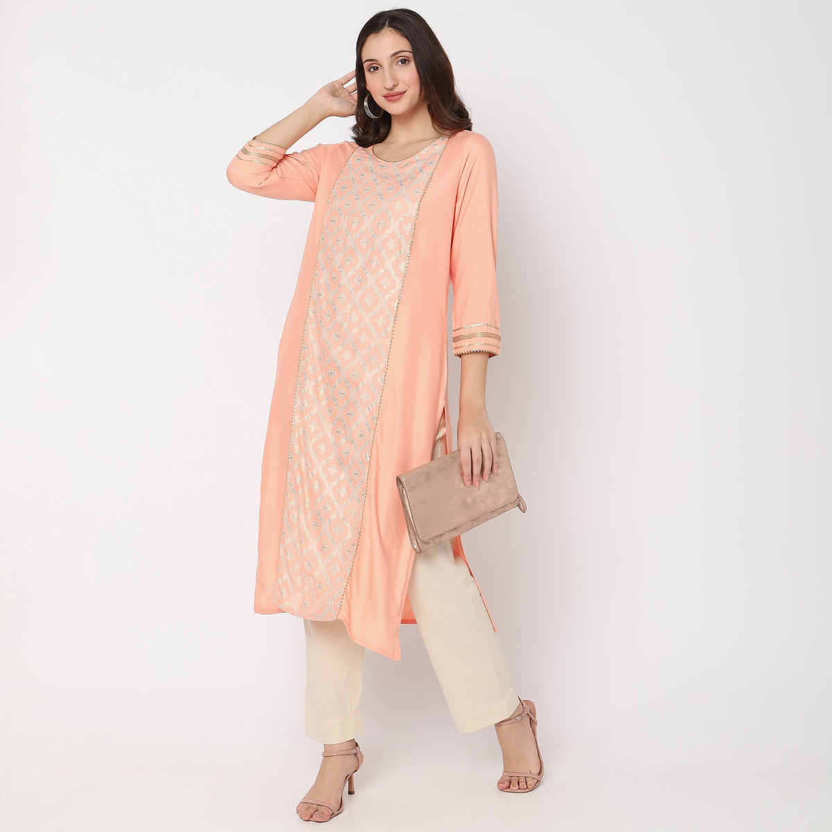 Women Wearing Straight Fit Printed Kurta