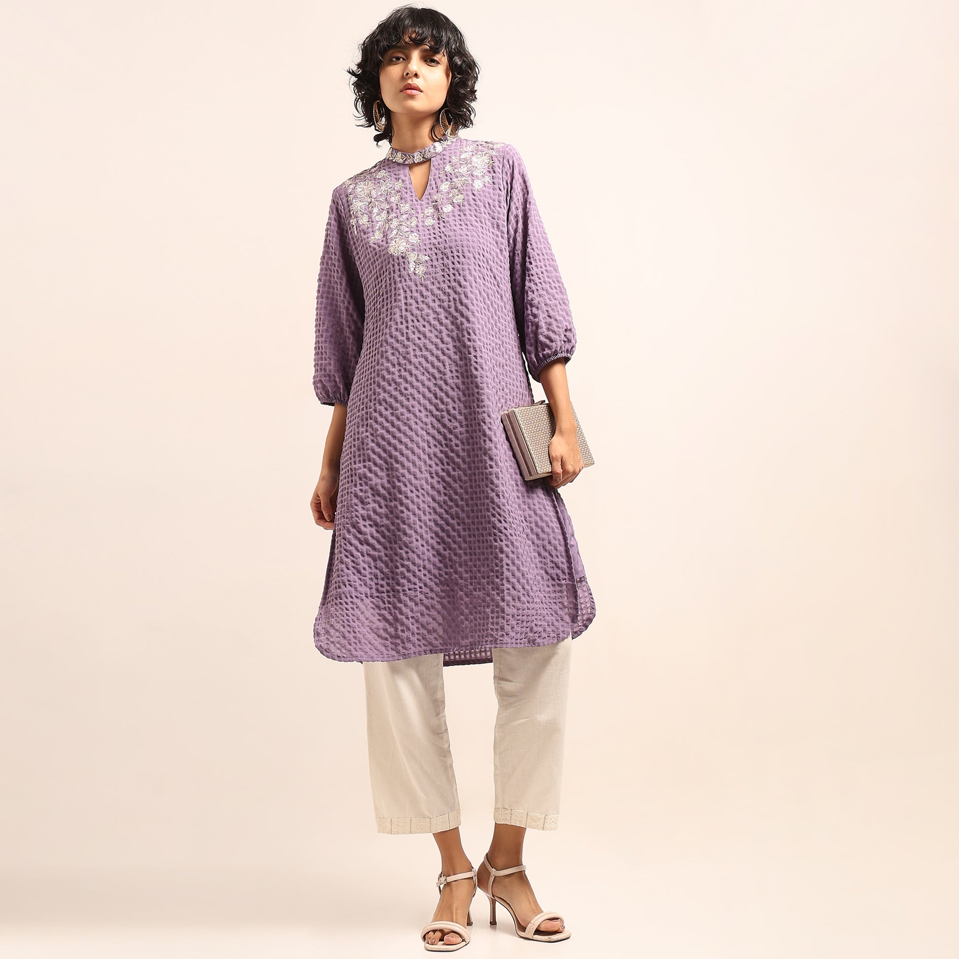 Straight Fit Embroidered Kurta