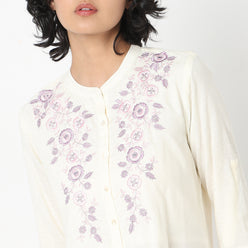 Regular Fit Embroidered Kurta