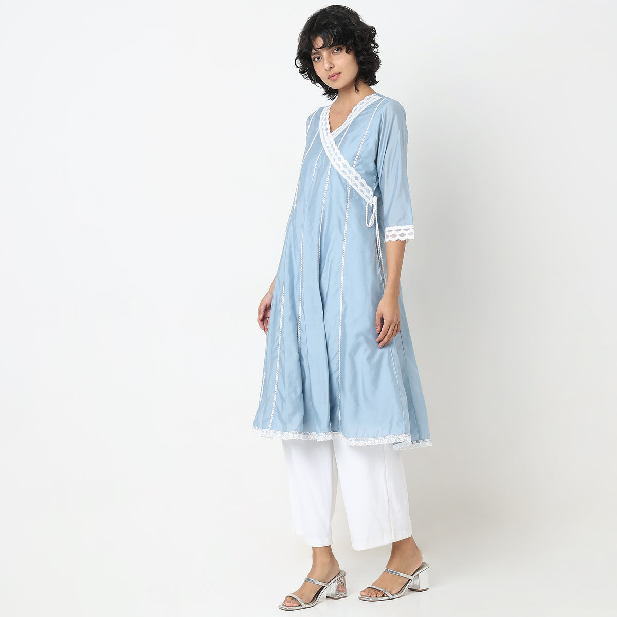 Straight Fit Lace Kurta