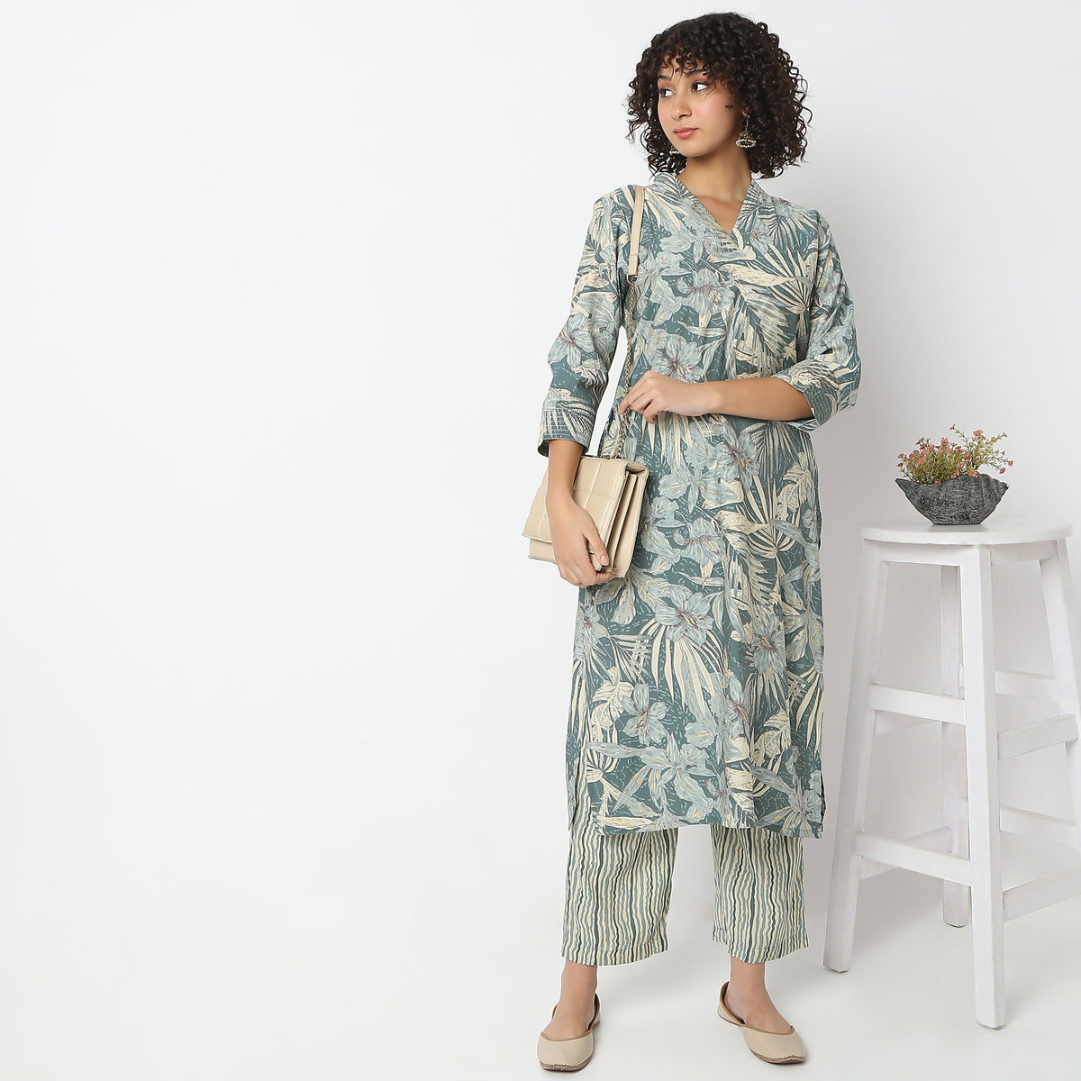 Regular Fit Printed V-Neck Kurta with Pant Set